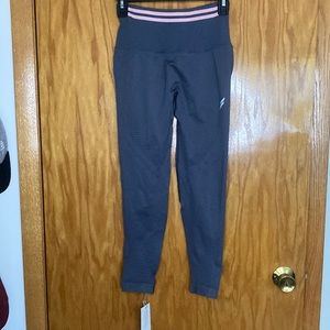 Doyoueven Scrunch Seamless Leggings - Grey/Pink